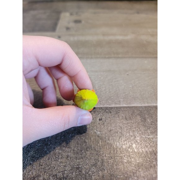 Trolls fuzzbert green toy figure - Picture 5 of 5